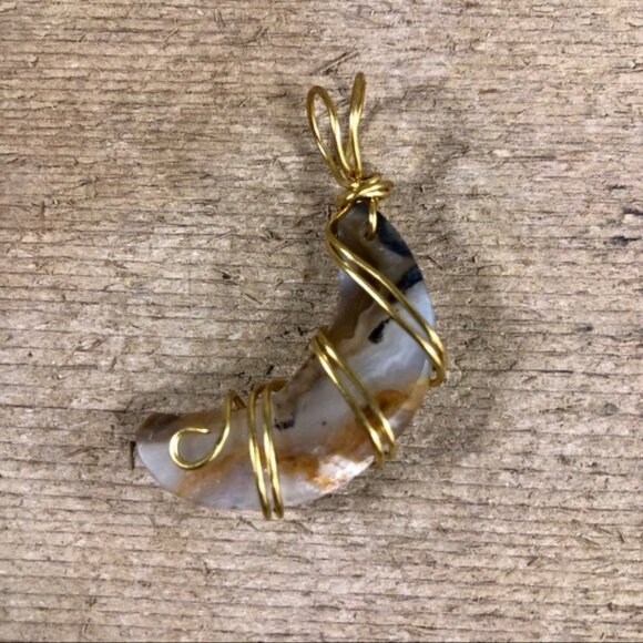 Agate Crescent Wire Wrapped Necklace Pendant - Picture 4 of 5